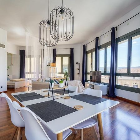 Espectacular Loft En Centrico Edificio Singular Lägenhet Manresa Exteriör bild